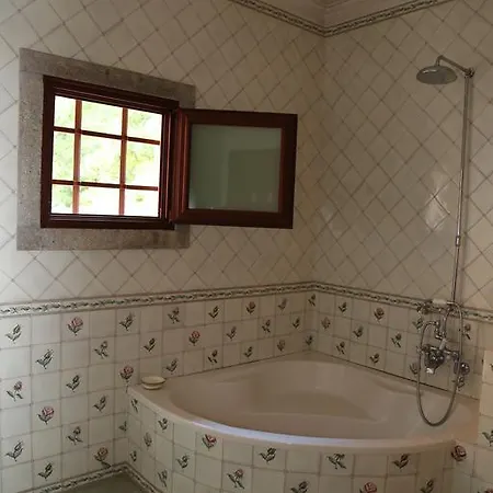 Quinta Dos Castanheiros Oda ve Kahvaltı Ponte de Lima