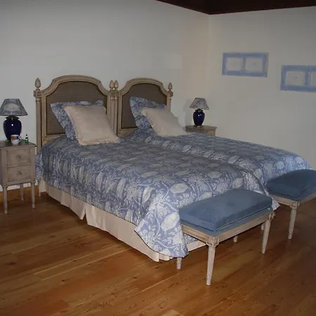 Quinta Dos Castanheiros Couette-café *