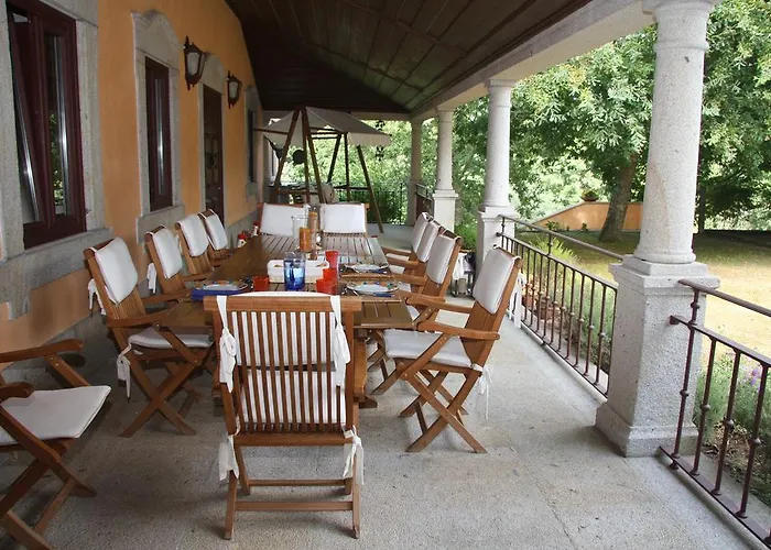 Quinta Dos Castanheiros Couette-café