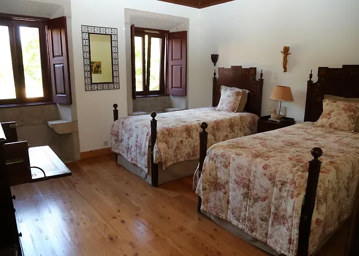 Quinta Dos Castanheiros * Ponte de Lima