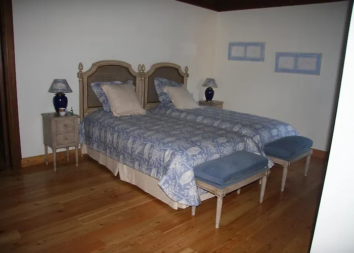 Quinta Dos Castanheiros Couette-café *